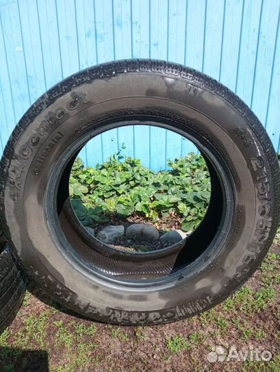 Continental ContiIceContact 4x4 215/65 R16