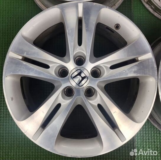 Диски литые R18 5x114.3 Honda