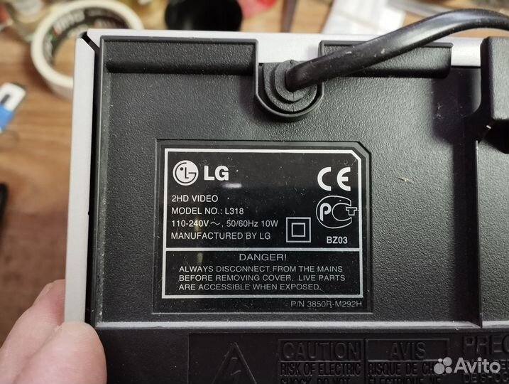 Видеомагнитофон LG L318