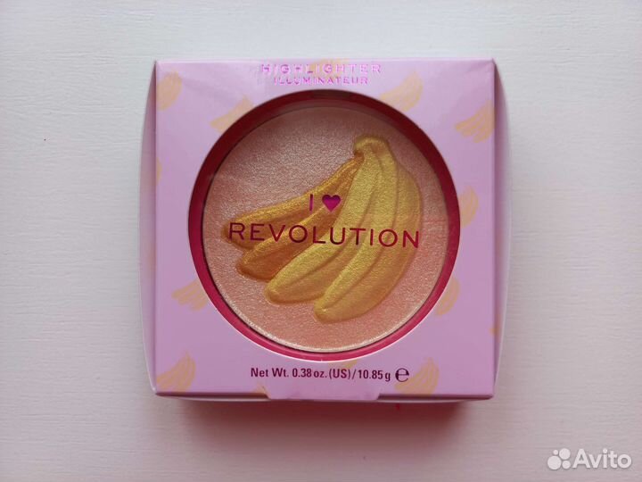 Новый хайлайтер Revolution