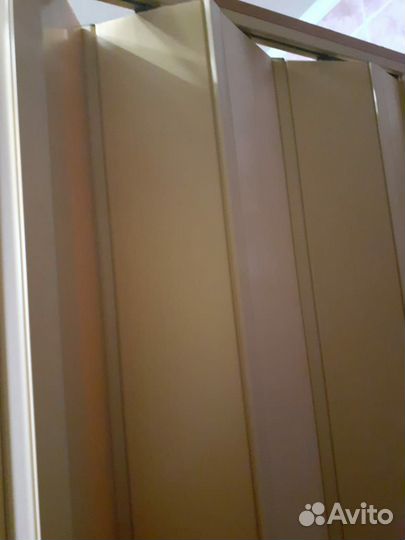 Складная дверь гармошка