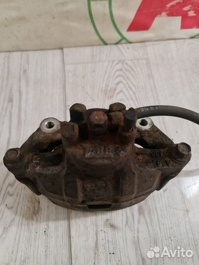 Суппорт передний правый Mitsubishi Lancer 10 CX3A