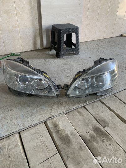 Фара на mercedes w204