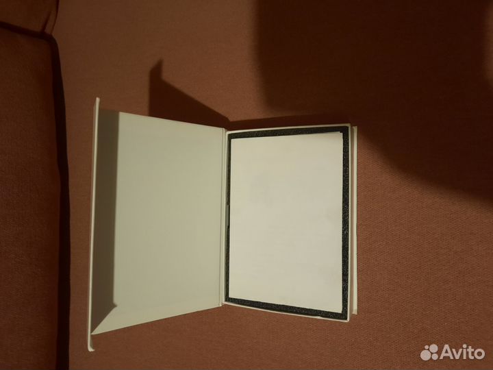 Массажер для лица нефрит