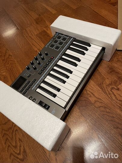 USB Контроллер Impact LX25+