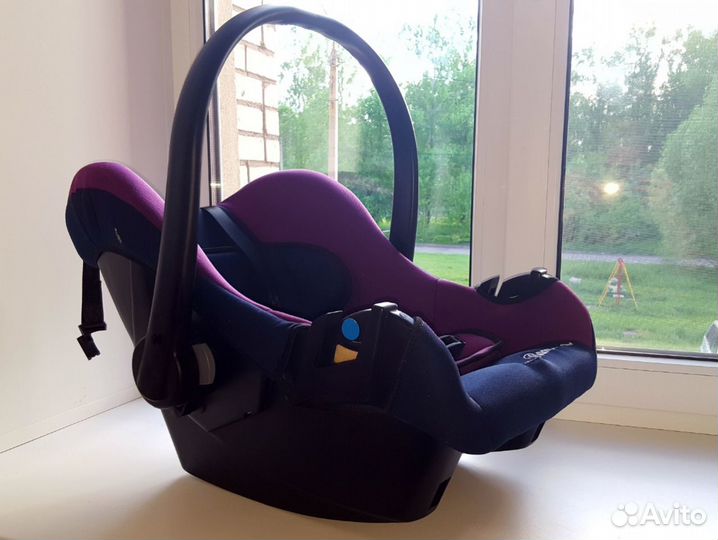 Автокресло (автолюлька)