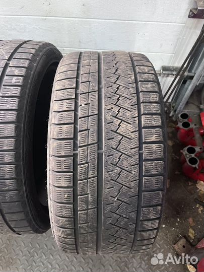 Triangle Snowlink TWT02 245/40 R18 97V