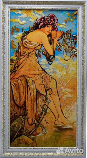 Картина из янтаря - Женский портрет Array