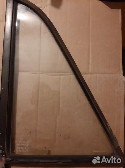 Стекло двери Ваз