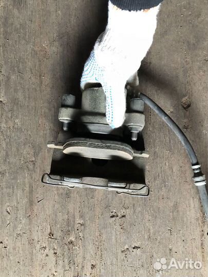 Суппорт mazda 3 bk bl