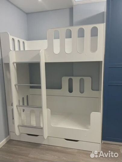 Детская кровать двухъярусная, новая в наличии