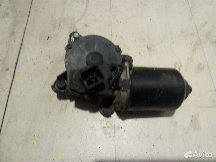 Моторчик трапеции дворников (стеклоочистителя)