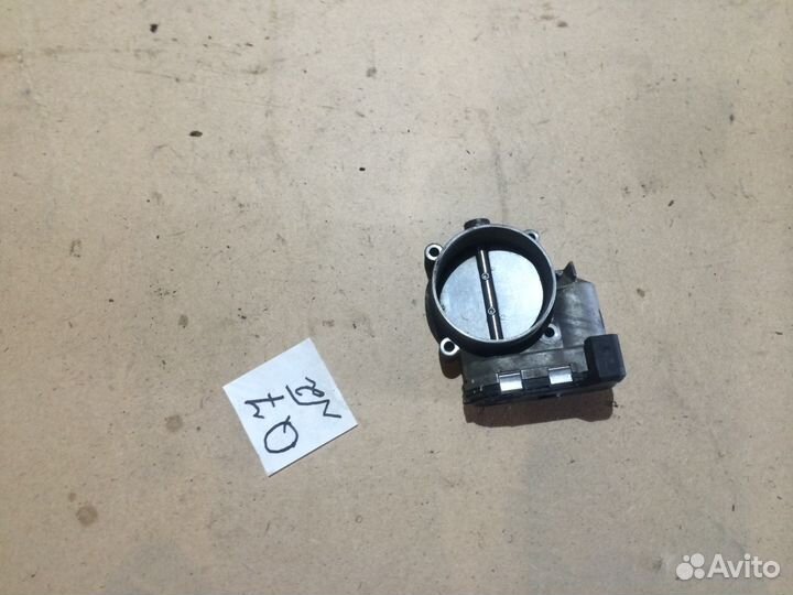 Заслонка дроссельная audi Q7 077133062A