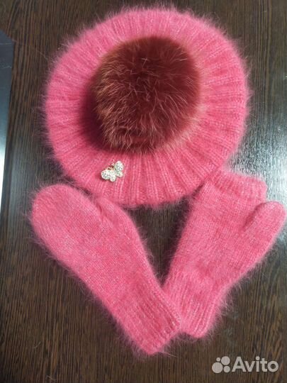 Берет и варежки детские из пуха норки