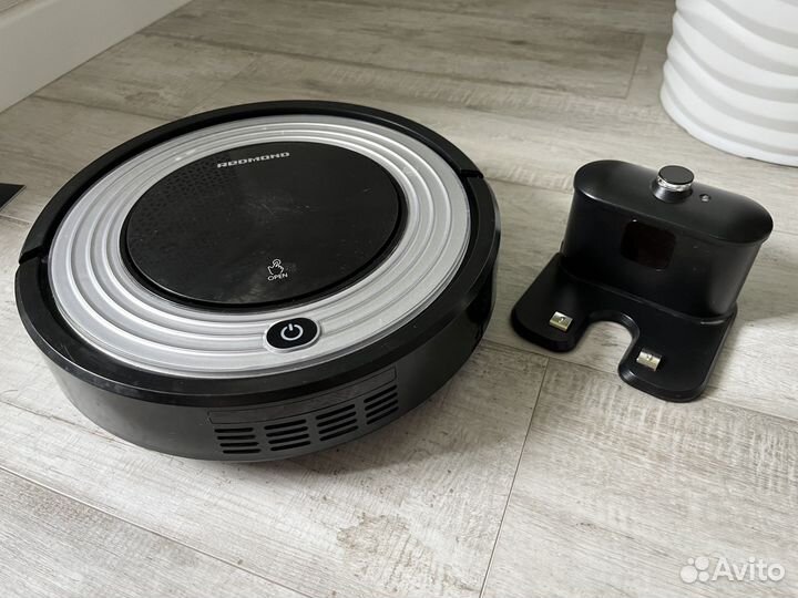 Робот пылесос Remond RV300