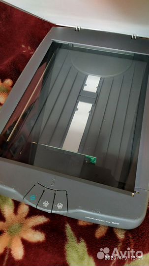 Продам Сканер epson660