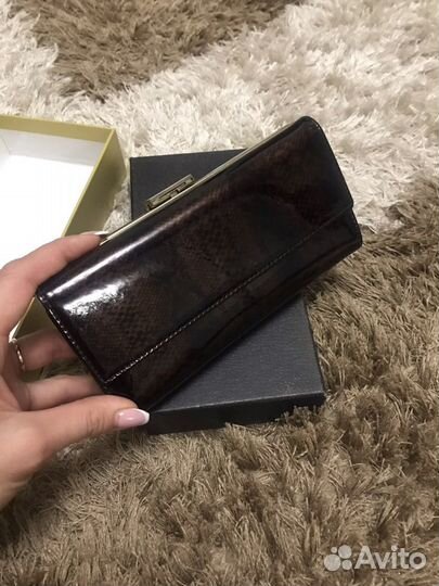 Кошелек женский кожаный