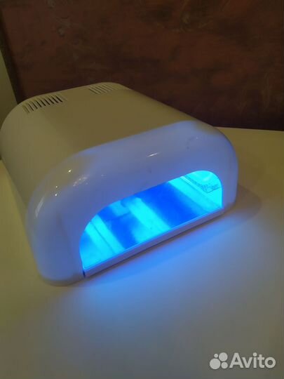 Уф лампа для ногтей
