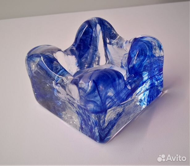 Подсвечник из стекла