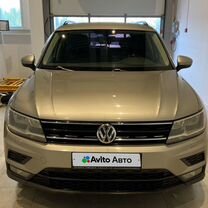 Volkswagen Tiguan 1.4 MT, 2018, 127 121 км, с пробегом, цена 2 350 000 руб.