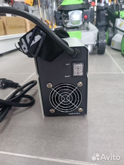 Инвертор для дома Aurora Вектор 1600