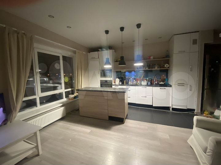 3-к. квартира, 55 м², 5/9 эт.