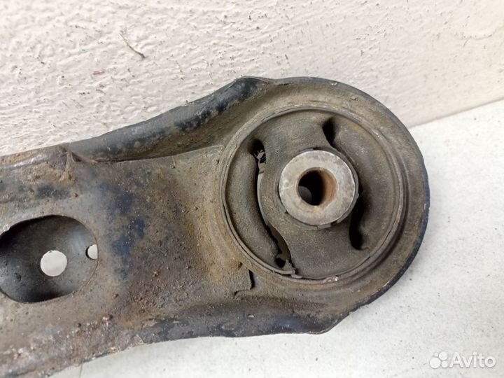 Рычаг задний продольный правый