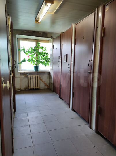 Комната 14 м² в > 9-к., 2/5 эт.