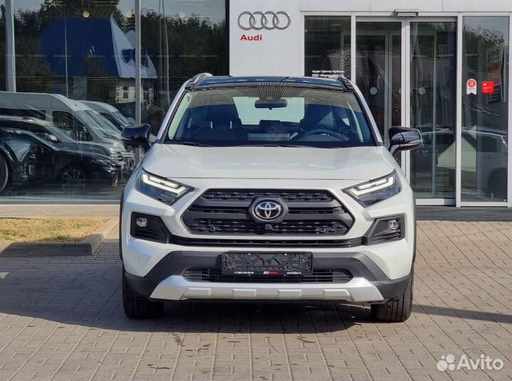 Toyota RAV4 2.0 CVT, 2024