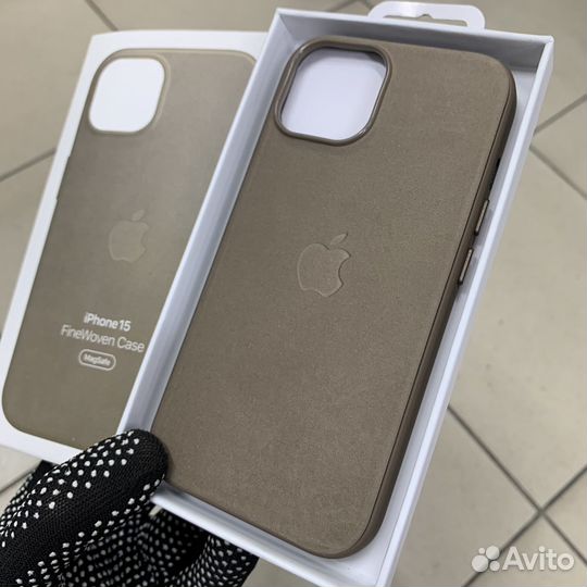 Чехол на iPhone 15 FineWoven Case Taupe