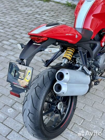 Ducati Monster 1100 EVO (Abs+Tcs), 10.800км
