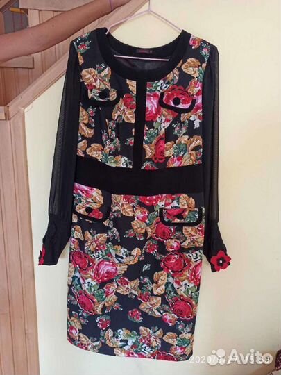 Женское платье