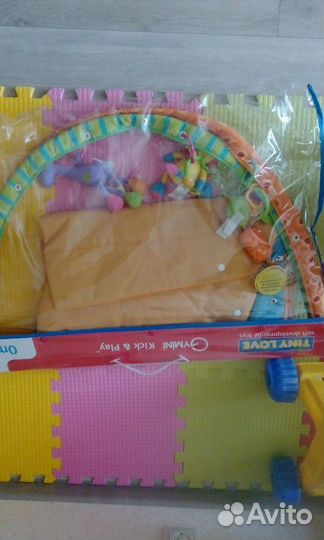 Развивающий коврик tiny love