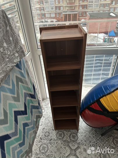 Продам полку для книг