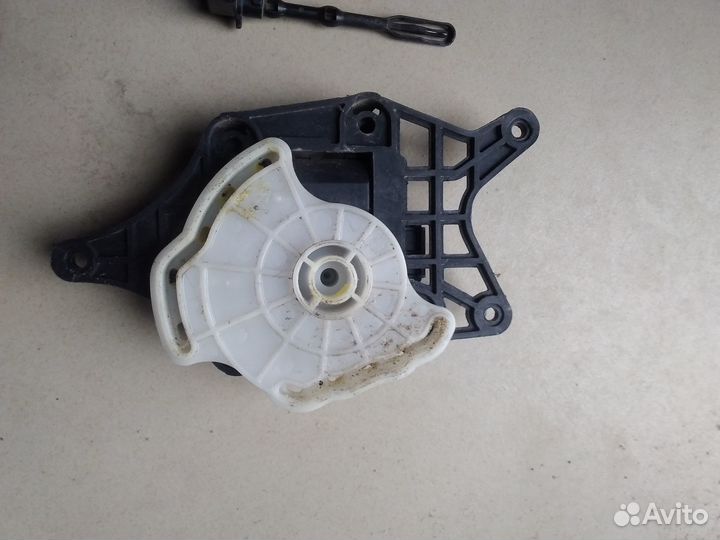 Hyundai Solaris заслонка отопителя