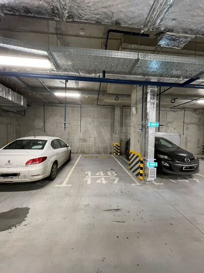 Машиноместо, 13 м²