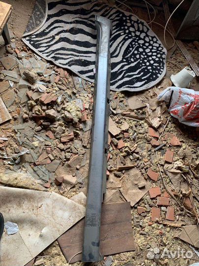 Порог правый Subaru Forester sg5