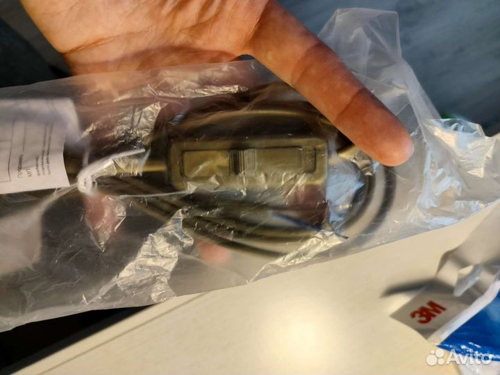 Провод с вилкой и выключателем