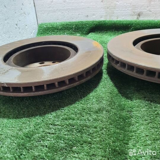 Тормозной диск передний Opel Omega B