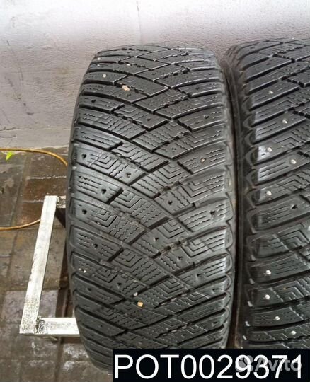 Goodyear Ultragrip Ice Arctic 215/55 R16 99P