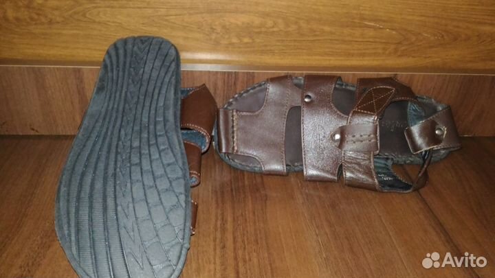 Сандали 39 размера