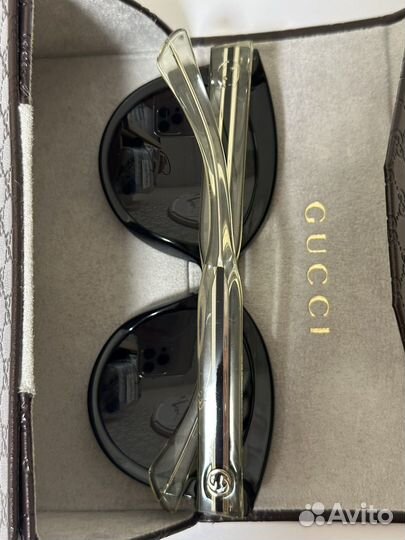 Солнечные очки gucci