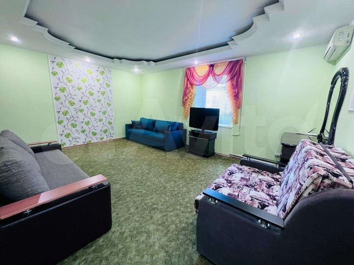 2-к. квартира, 53 м², 3/3 эт.