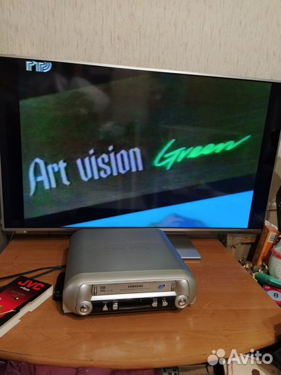 Видеомагнитофон Samsung svr244s