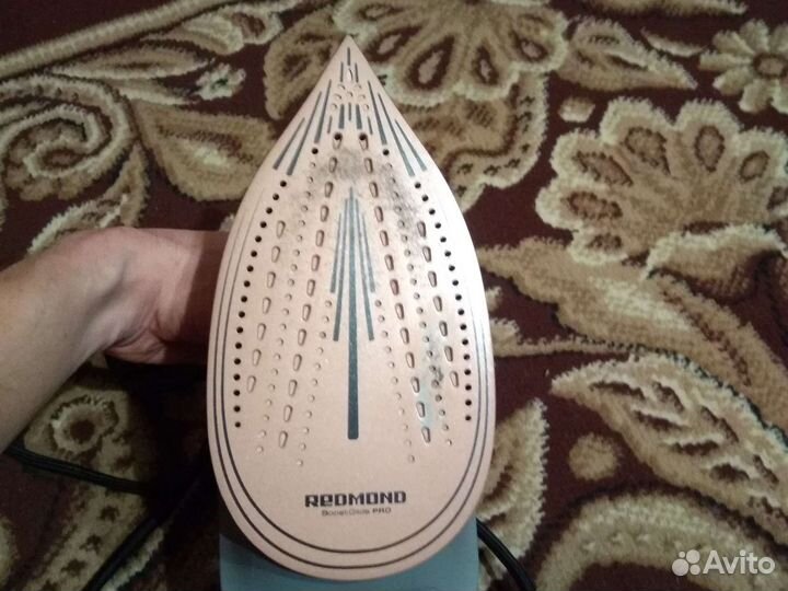 Утюг Redmond Rl-C285