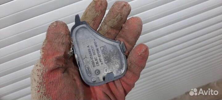 Заглушка букс. крюка Ford Fiesta 6/2010