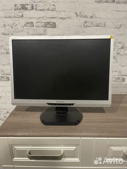 Монитор phillips 75 герц