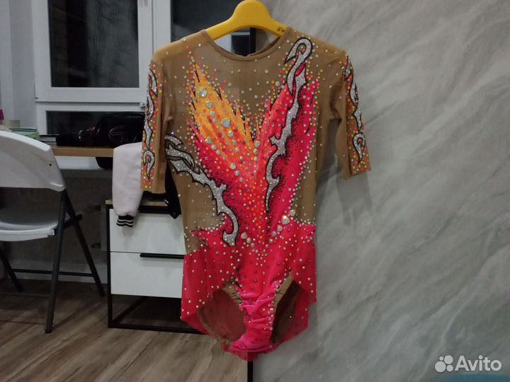 Купальник для художественной гимнастики