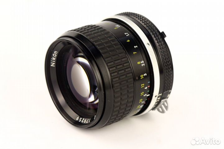 Nikon Nikkor 85mm f2 Ai