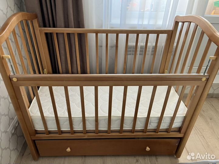 Детская кроватка с ортопед.матрасом и компл. белья